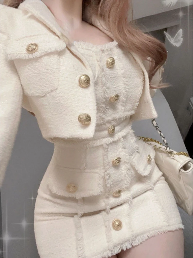 dress cover photo 1
